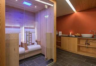 SUNSTAR Hotel AROSA wellnessbereich infrarotsauna